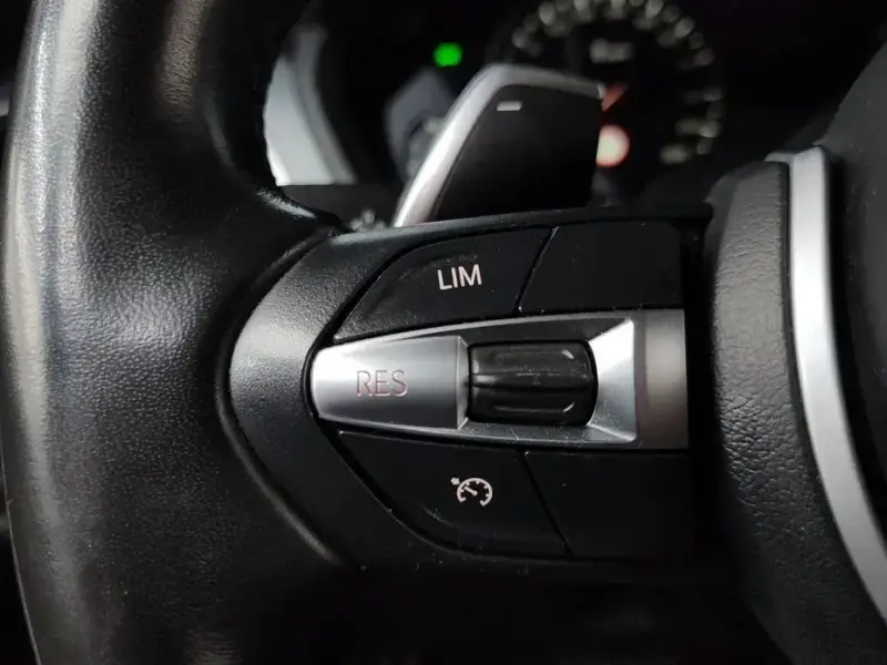 2018 BMW 3 серии с пробегом 106 393 км