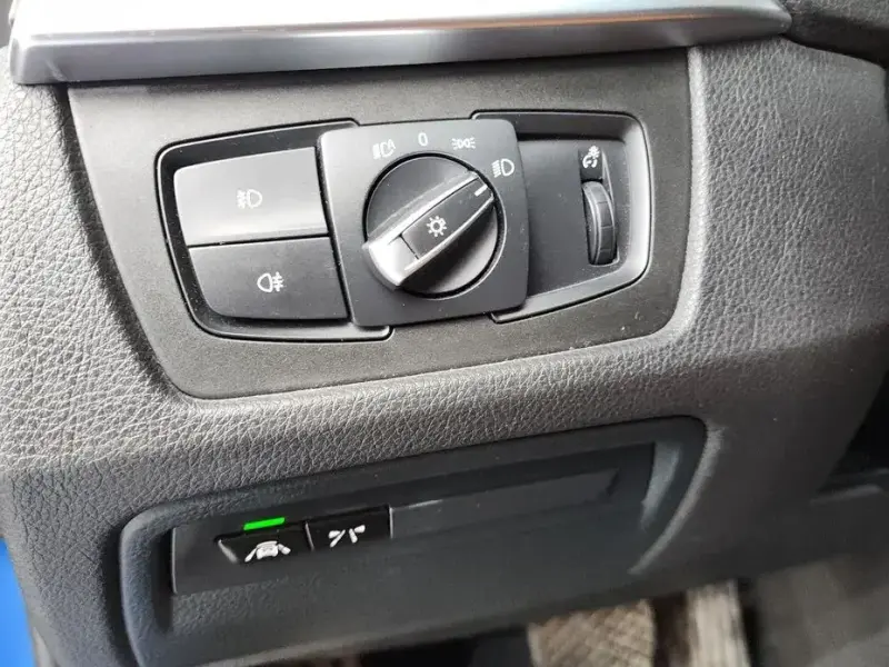 2018 BMW 3 серии с пробегом 106 393 км