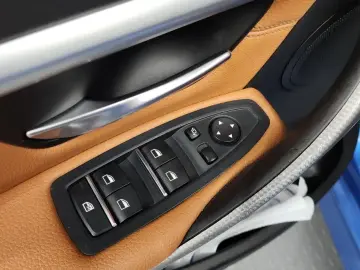2018 BMW 3 серии с пробегом 106 393 км