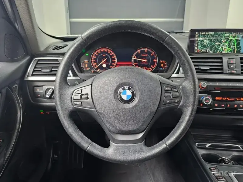 2018 BMW 3 серии с пробегом 120 478 км