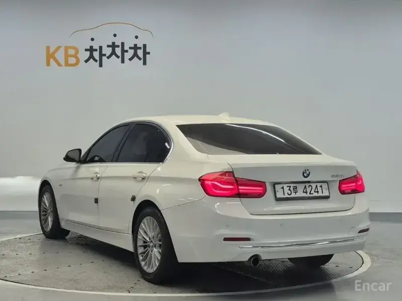 2015 BMW 3 серии с пробегом 98 742 км
