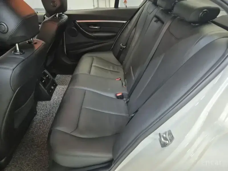 2015 BMW 3 серии с пробегом 98 742 км