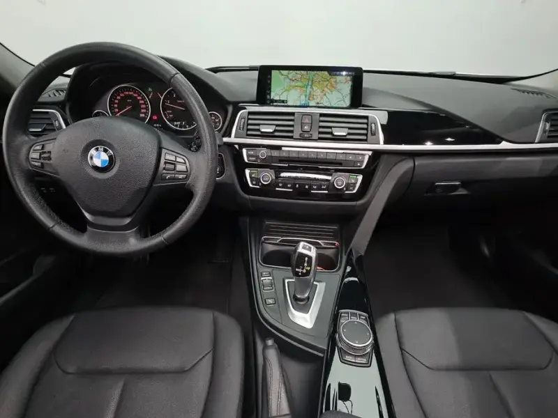 2017 BMW 3 серии с пробегом 98 301 км