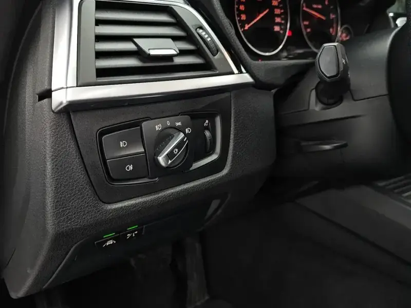2017 BMW 3 серии с пробегом 98 301 км