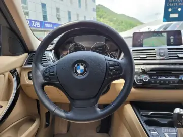 2015 BMW 3 серии с пробегом 111 702 км