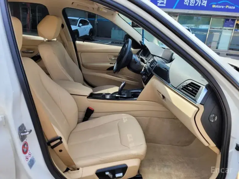 2015 BMW 3 серии с пробегом 111 702 км
