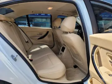 2015 BMW 3 серии с пробегом 111 702 км