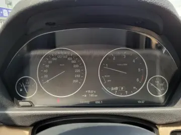 2015 BMW 3 серии с пробегом 111 702 км