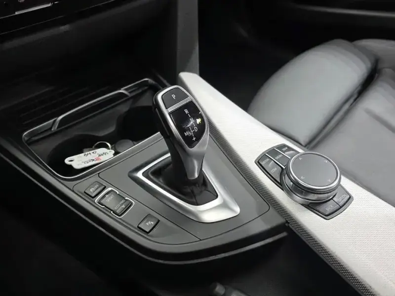 2018 BMW 3 серии с пробегом 92 972 км