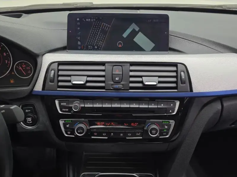 2018 BMW 3 серии с пробегом 92 972 км