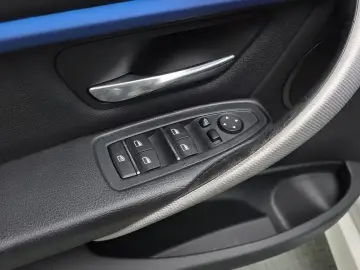 2018 BMW 3 серии с пробегом 92 972 км
