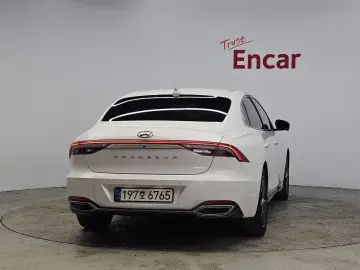 2022 Hyundai Grandeur с пробегом 88 873 км