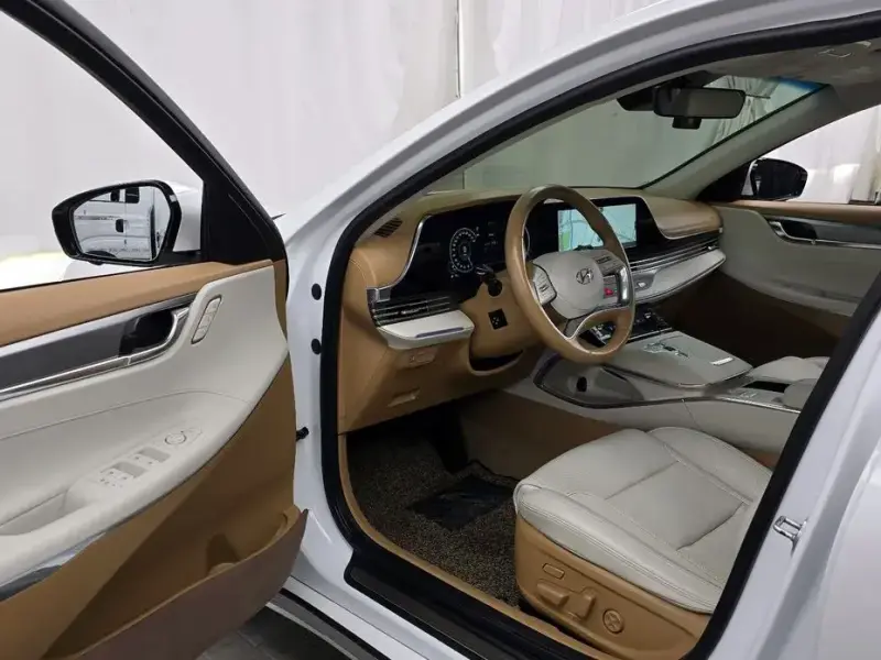 2021 Hyundai Grandeur с пробегом 80 774 км