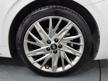 2022 Hyundai Grandeur с пробегом 67 672 км