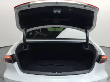 2022 Hyundai Grandeur с пробегом 67 672 км