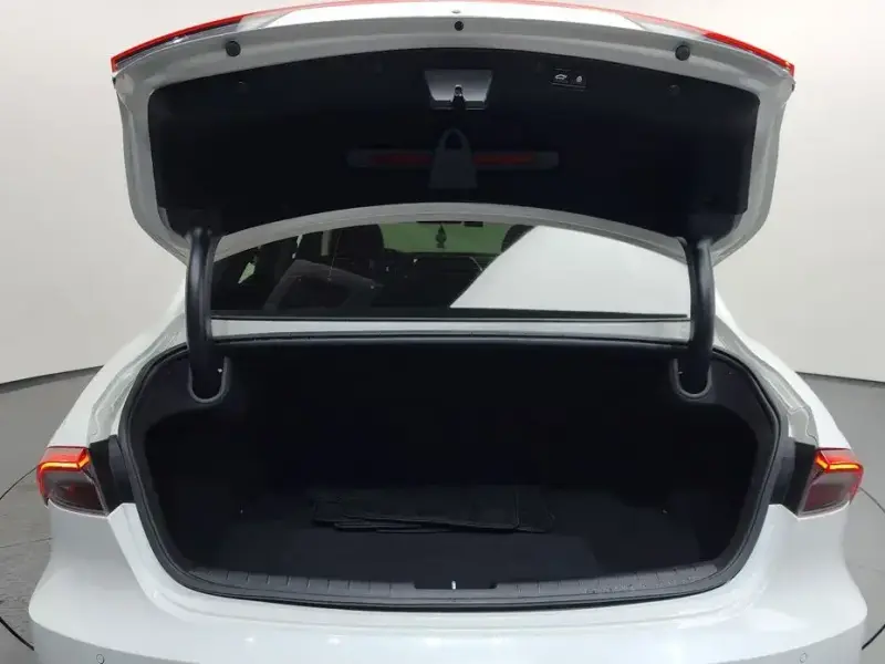 2022 Hyundai Grandeur с пробегом 67 672 км