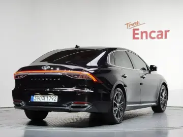 2022 Hyundai Grandeur с пробегом 92 621 км