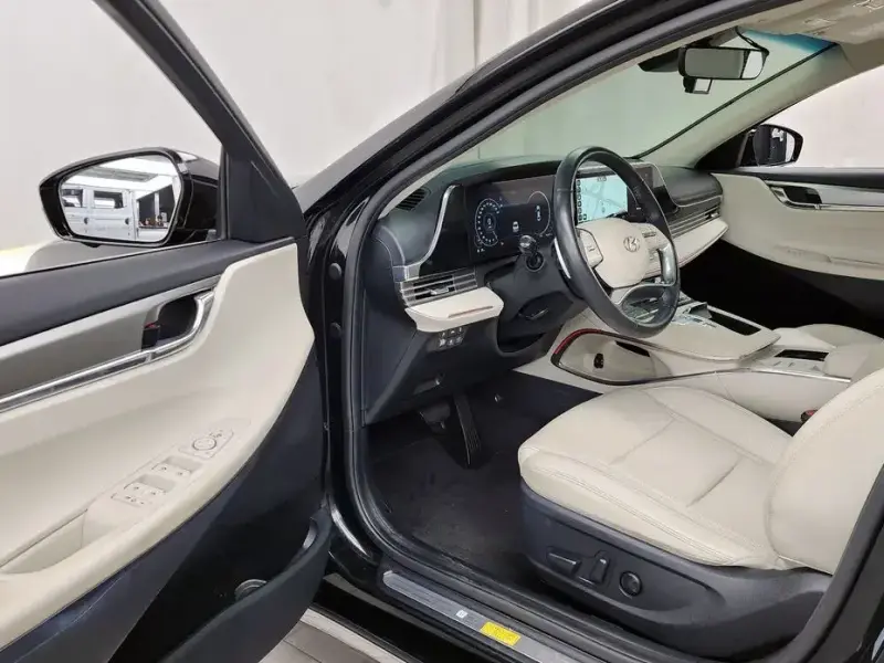 2022 Hyundai Grandeur с пробегом 92 621 км