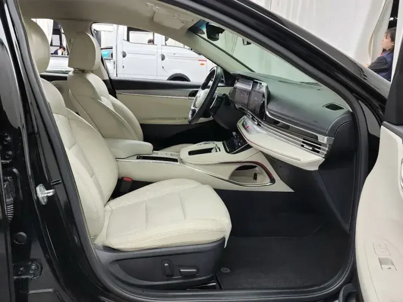 2022 Hyundai Grandeur с пробегом 92 621 км