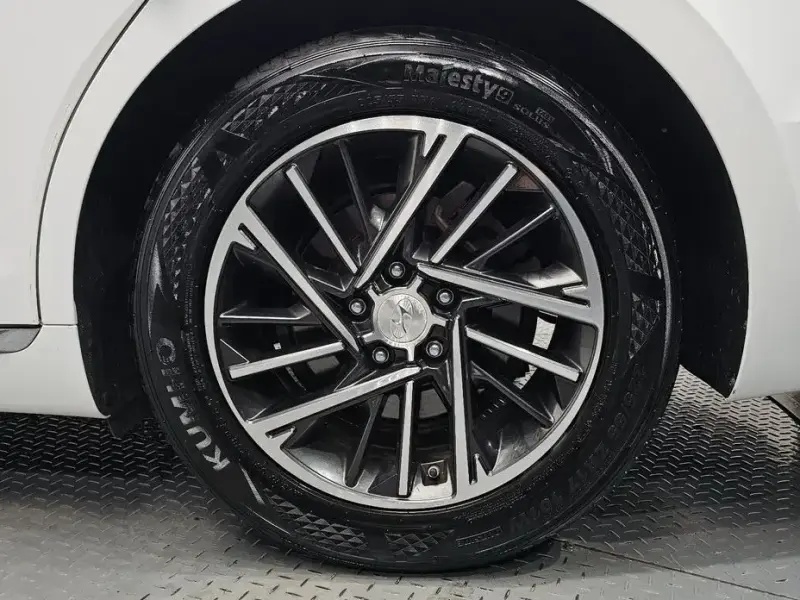 2021 Hyundai Grandeur с пробегом 58 035 км