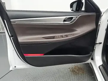 2021 Hyundai Grandeur с пробегом 58 035 км