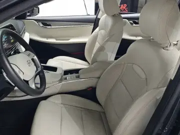 2021 Hyundai Grandeur с пробегом 90 161 км