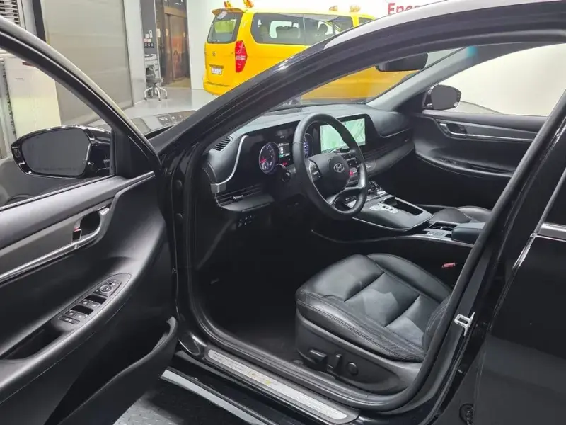 2022 Hyundai Grandeur с пробегом 64 408 км