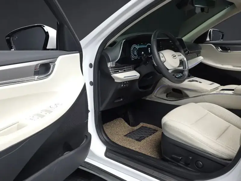 2022 Hyundai Grandeur с пробегом 44 823 км