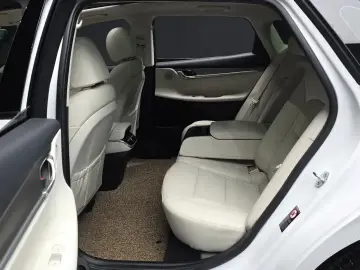 2022 Hyundai Grandeur с пробегом 44 823 км