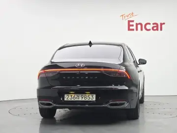 2022 Hyundai Grandeur с пробегом 82 042 км