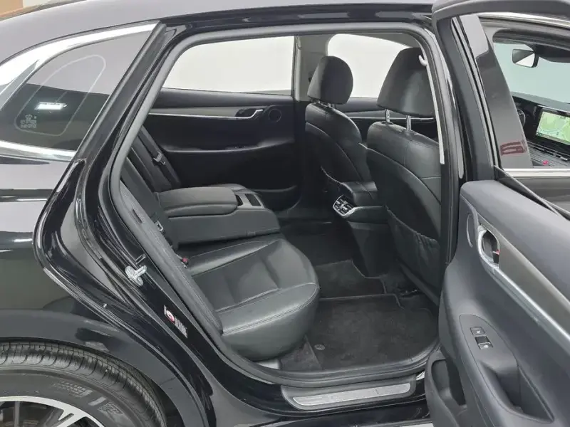 2022 Hyundai Grandeur с пробегом 82 042 км