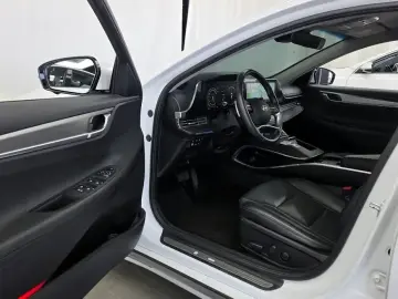 2021 Hyundai Grandeur с пробегом 95 281 км