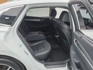 2022 Hyundai Grandeur с пробегом 63 888 км