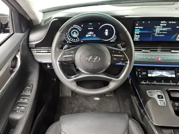 2022 Hyundai Grandeur с пробегом 85 314 км