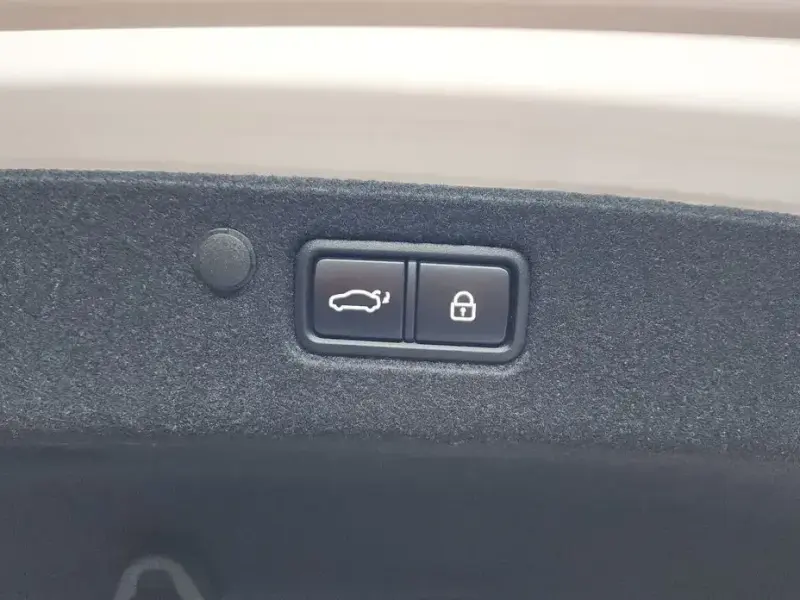 2022 Hyundai Grandeur с пробегом 81 118 км