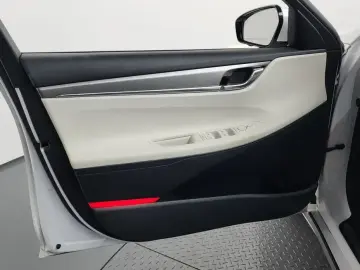 2022 Hyundai Grandeur с пробегом 81 118 км