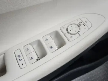 2022 Hyundai Grandeur с пробегом 81 118 км