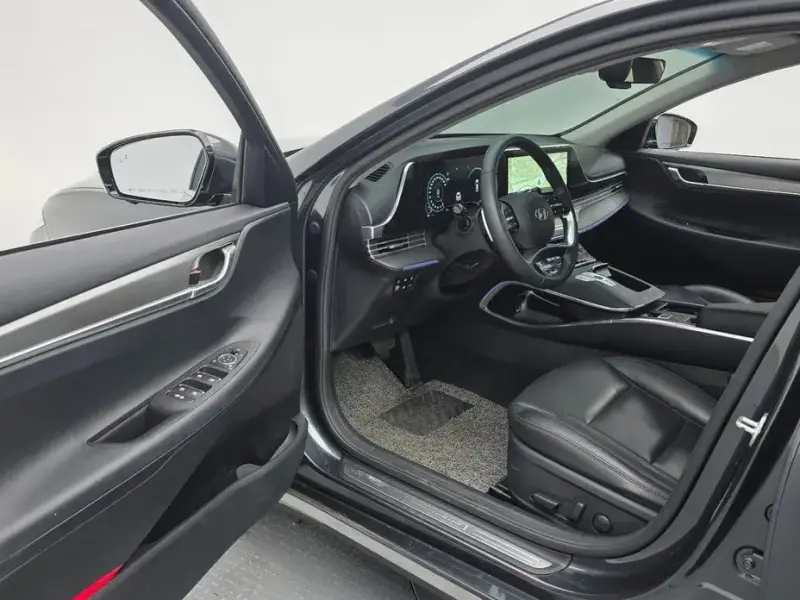 2022 Hyundai Grandeur с пробегом 62 234 км