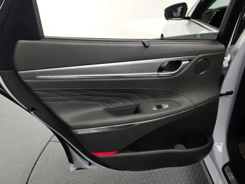 2021 Hyundai Grandeur с пробегом 41 761 км