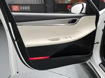 2022 Hyundai Grandeur с пробегом 61 230 км