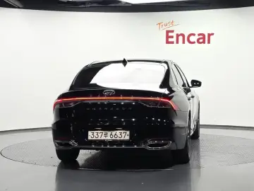 2021 Hyundai Grandeur с пробегом 92 056 км