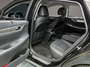 2022 Hyundai Grandeur с пробегом 84 581 км