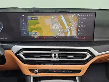 2023 BMW 3 серии с пробегом 12 393 км