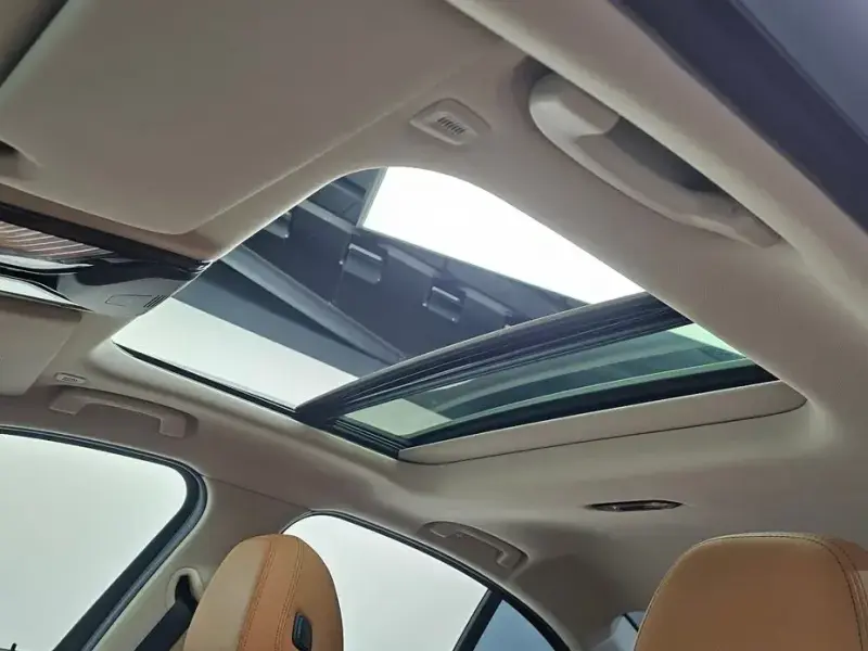 2023 BMW 3 серии с пробегом 12 393 км