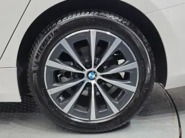 2023 BMW 3 серии с пробегом 12 393 км