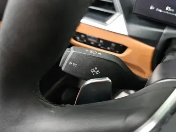 2023 BMW 3 серии с пробегом 12 393 км