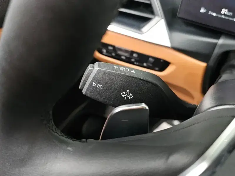 2023 BMW 3 серии с пробегом 12 393 км