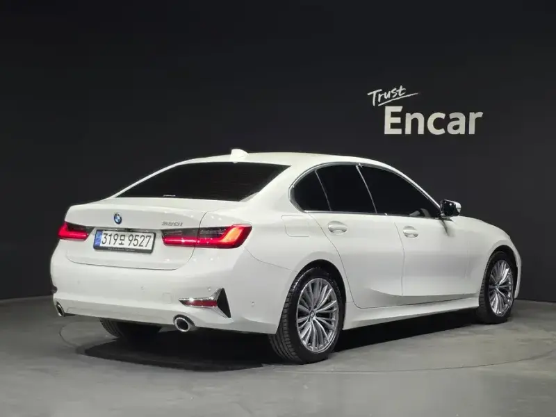 2022 BMW 3 серии с пробегом 23 237 км