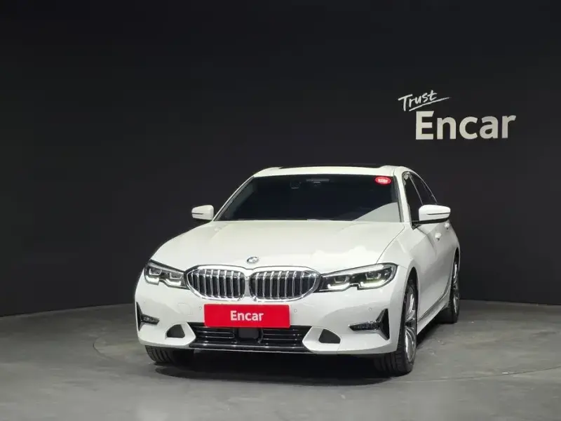 2022 BMW 3 серии с пробегом 23 237 км