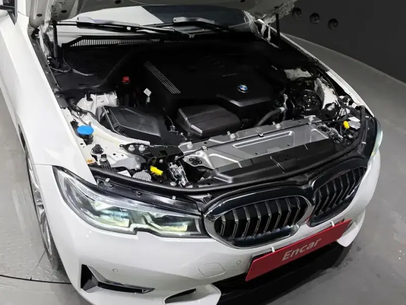2022 BMW 3 серии с пробегом 23 237 км